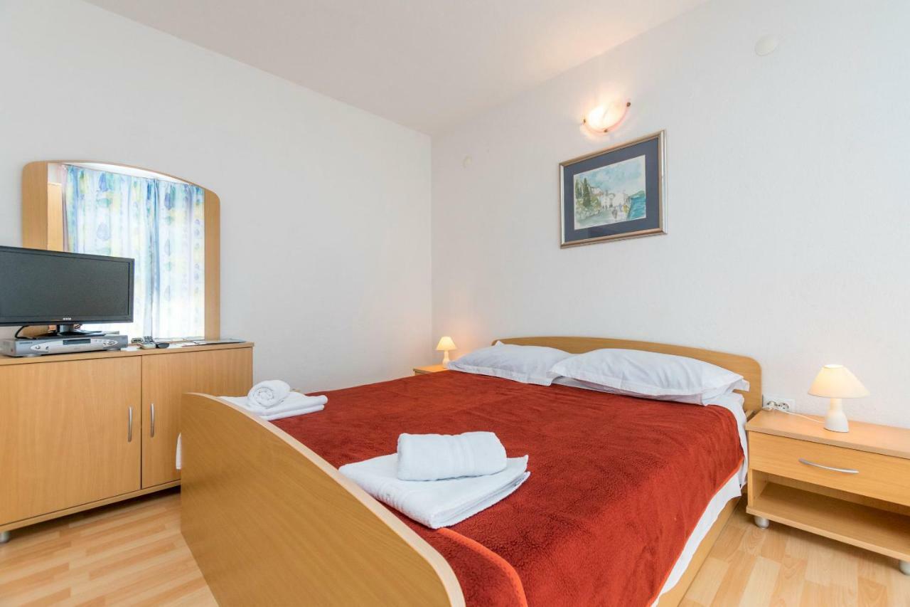 Apartments Nediljka Primošten Rum bild